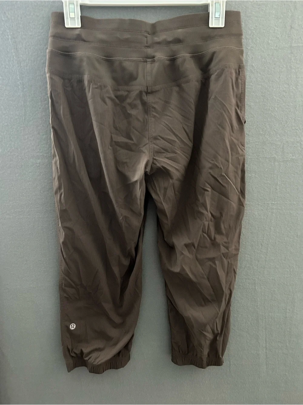 Lululemon Dance Studio Pants Women's 6 Brown Mid Rise Crop 19'' inseam